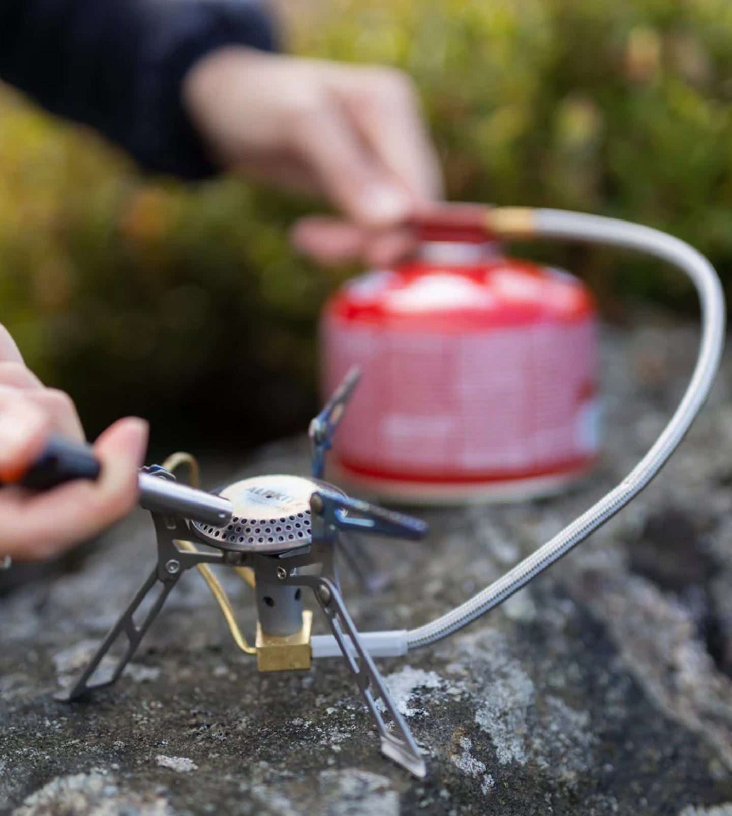 Koro lightweight camping stove with Piezo ignitor