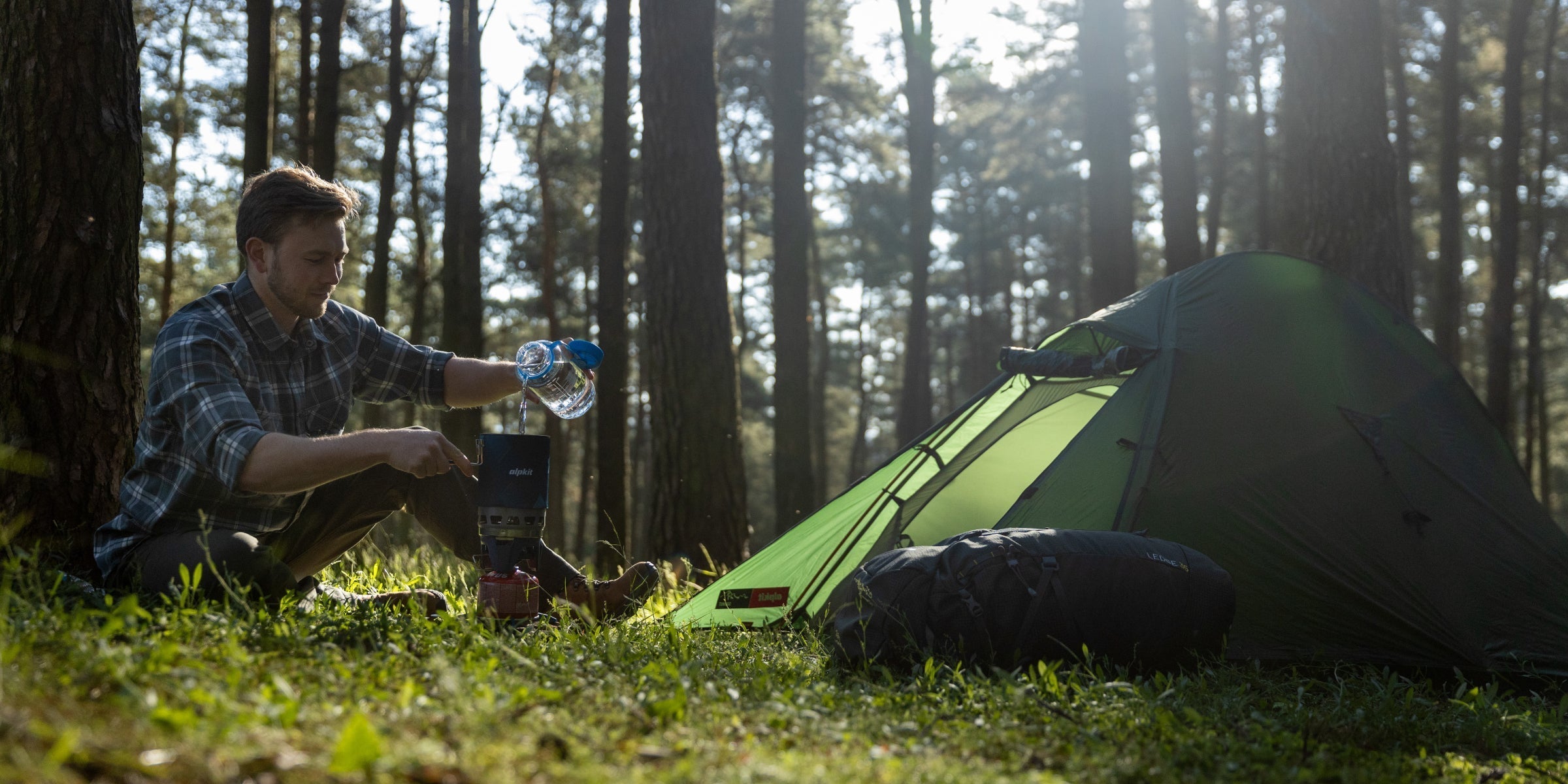 Lightweight springtime camping in the UK