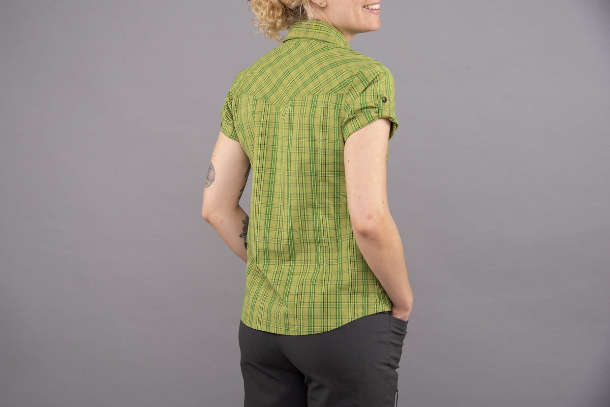 womens estella shirt in verde rear