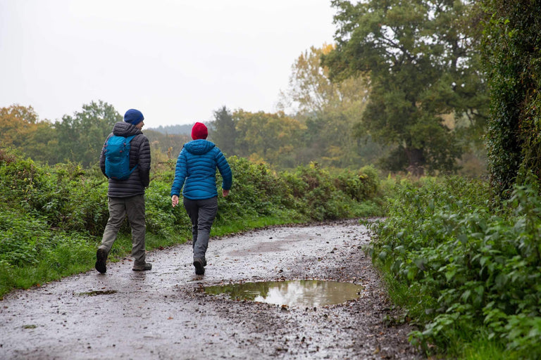 TCAKARNIW-womens_arnison_location-1.jpg - action - closed