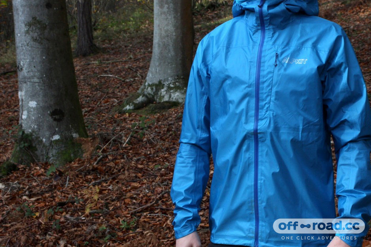 Off-road.cc Review the lightweight Gravitas waterproof jacket