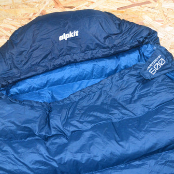 Outdoors Magic Review the Cloud Cover sleeping quilt