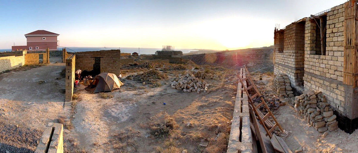 Builders and birthdays in Baku