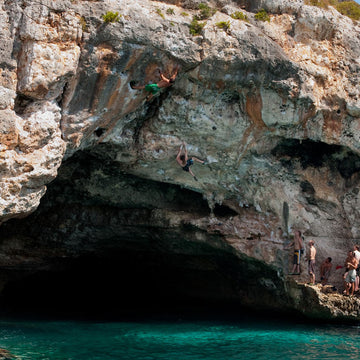 How to Choose a Bouldering Mat