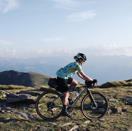 Move forward, drink, eat - Adventure cycling in the Pyrenees