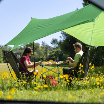 Lightweight high backed camping chair