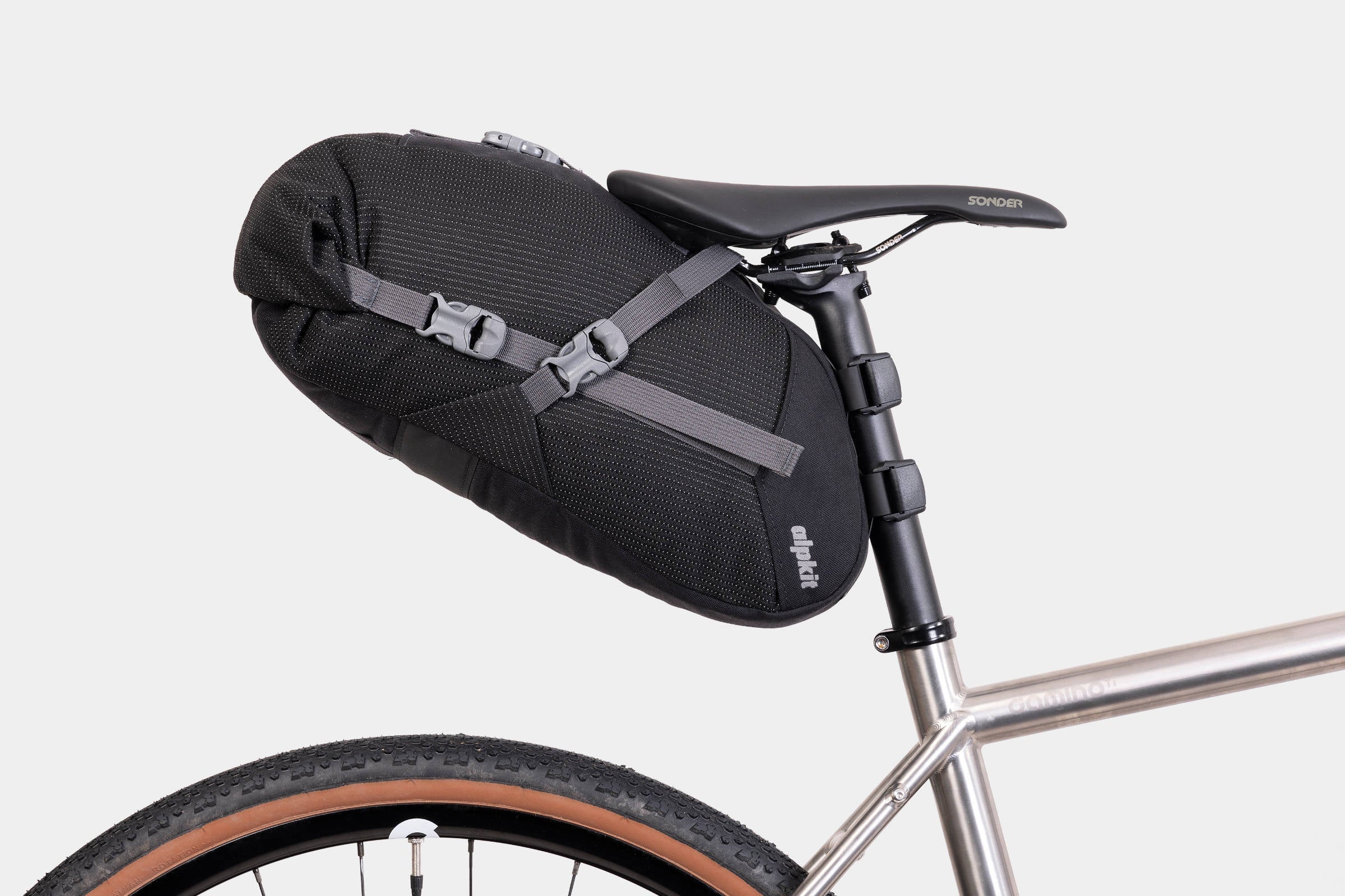Bikepacking saddlebag