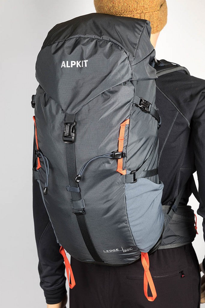 A 30 litre daysack to accommodate all the gear and clothing you need on your single-day walk