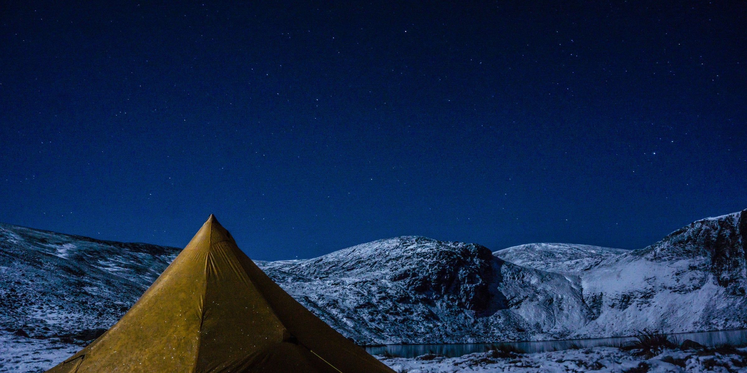 Chris Townsend wild camping in Scotland under winter conditions