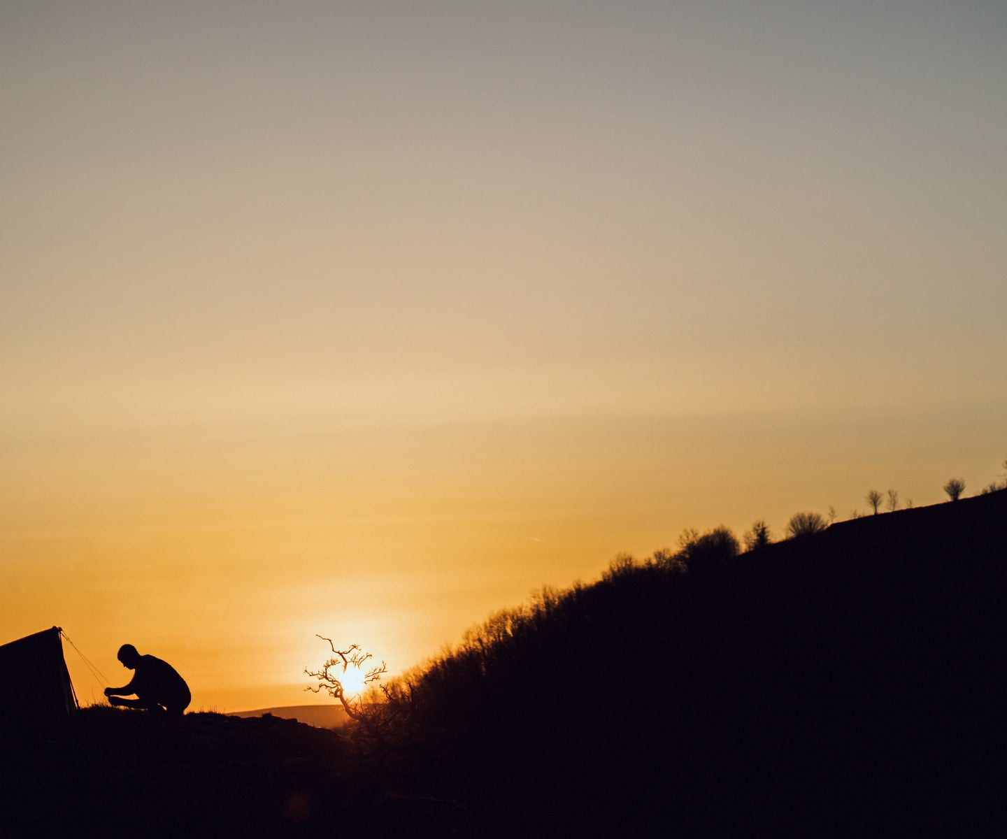 Sun rises over a Springtime bivvy