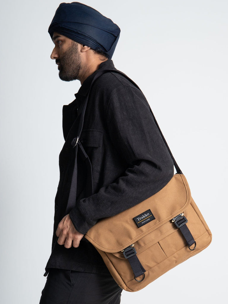 Trakke Bairn Messenger