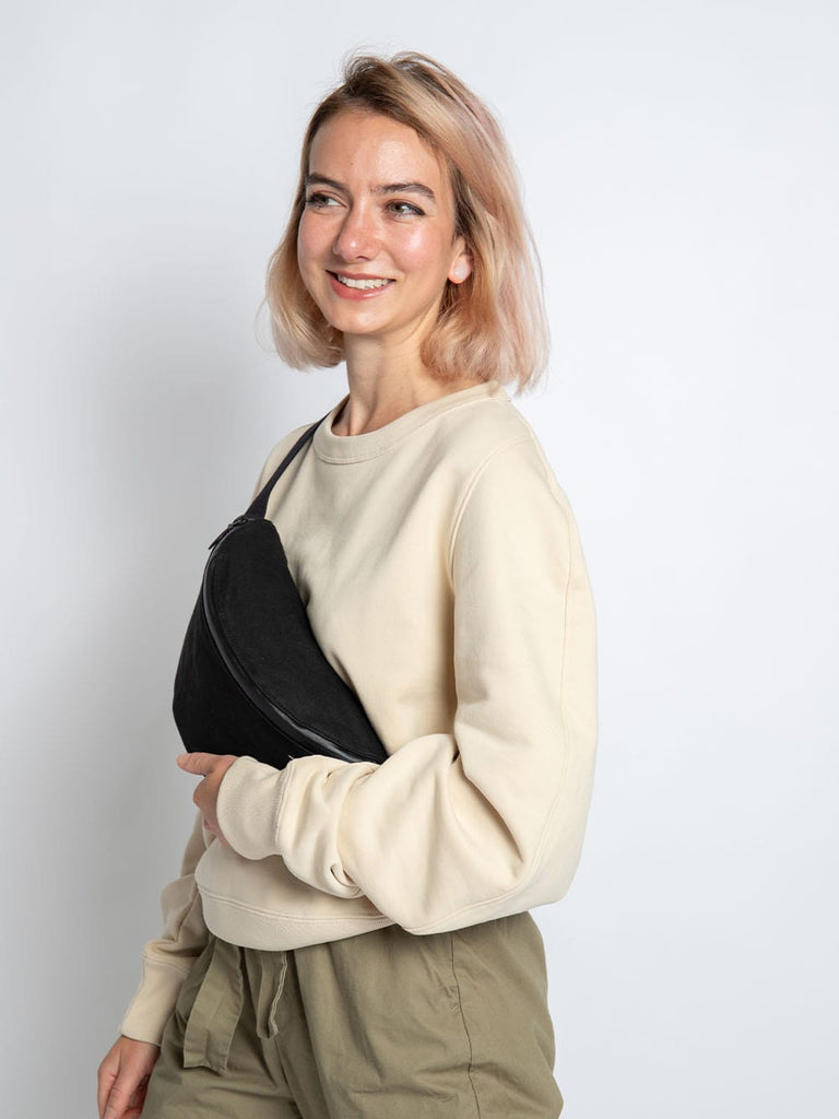 Trakke Banana Crossbody Bag