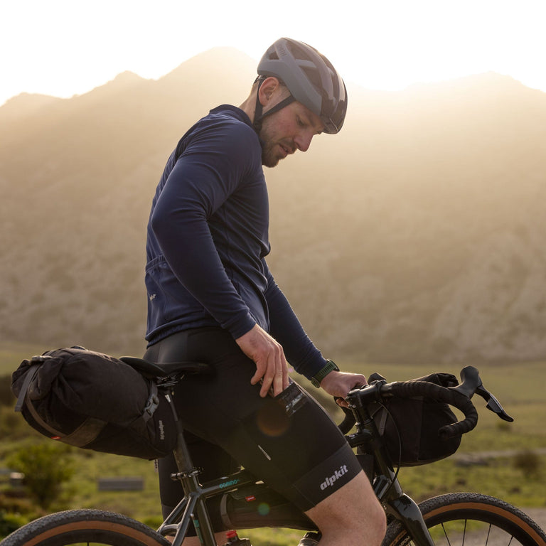 Tour Cargo Bib Shorts [Mens]