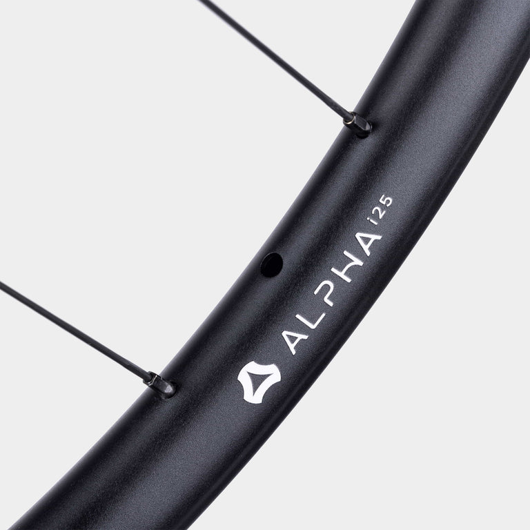 Sonder Alpha i25 Gravel Dynamo Wheels