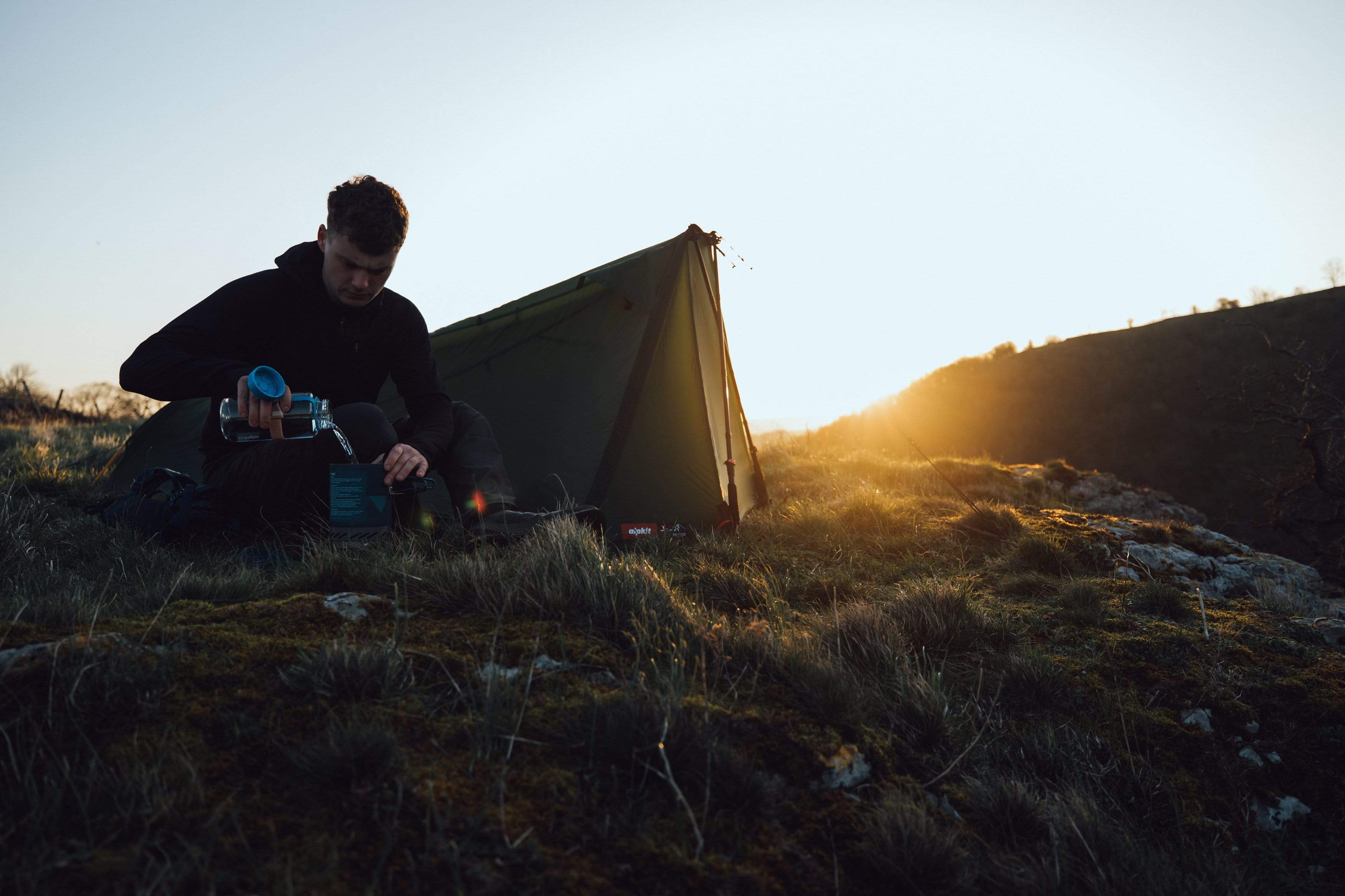 3 person trekking pole sales tent