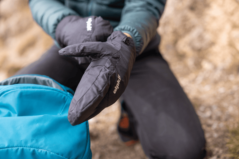 alpkit shiel mitt gloves