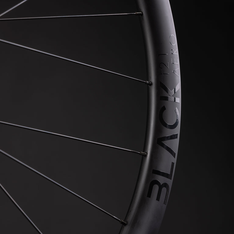 sonder black i21 aero carbon road wheels detail