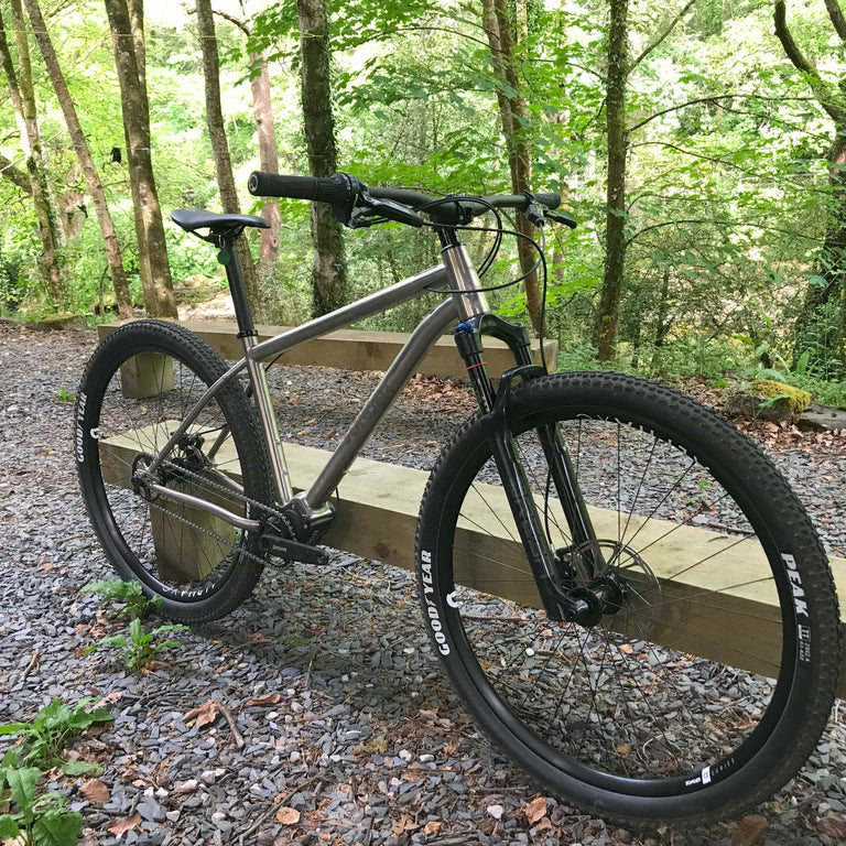Broken Road Ti Pinion / Medium