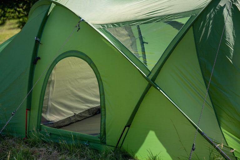 Alpkit axiom tent side door - closed