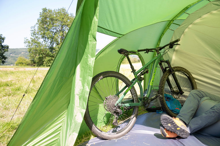 Alpkit axiom tent - action - closed