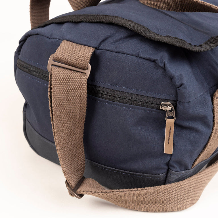 alpkit idaho 16 duffle bag in navy blue end pocket