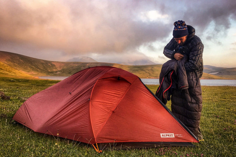 ordos3-tent-geghama-mountains-tom-allen - action - closed