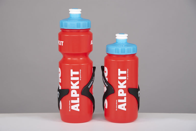 love mud side blade side loading bottle cage left and right with alpkit swig bottles