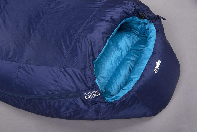 skyehigh 900 down sleeping bag in nemo hood