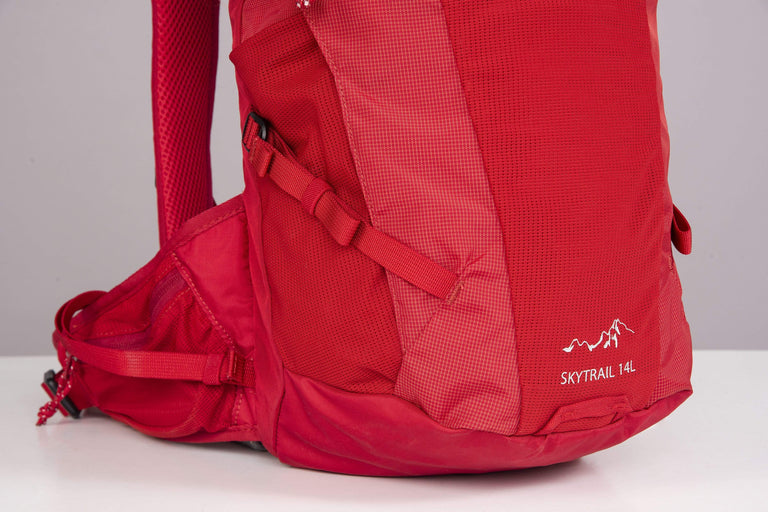 Alpkit skytrail 14l mountain biking pack in chilli logo - closed