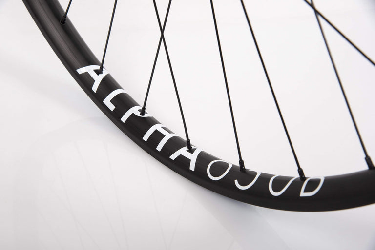 sonder alpha 700c wheels rim logo