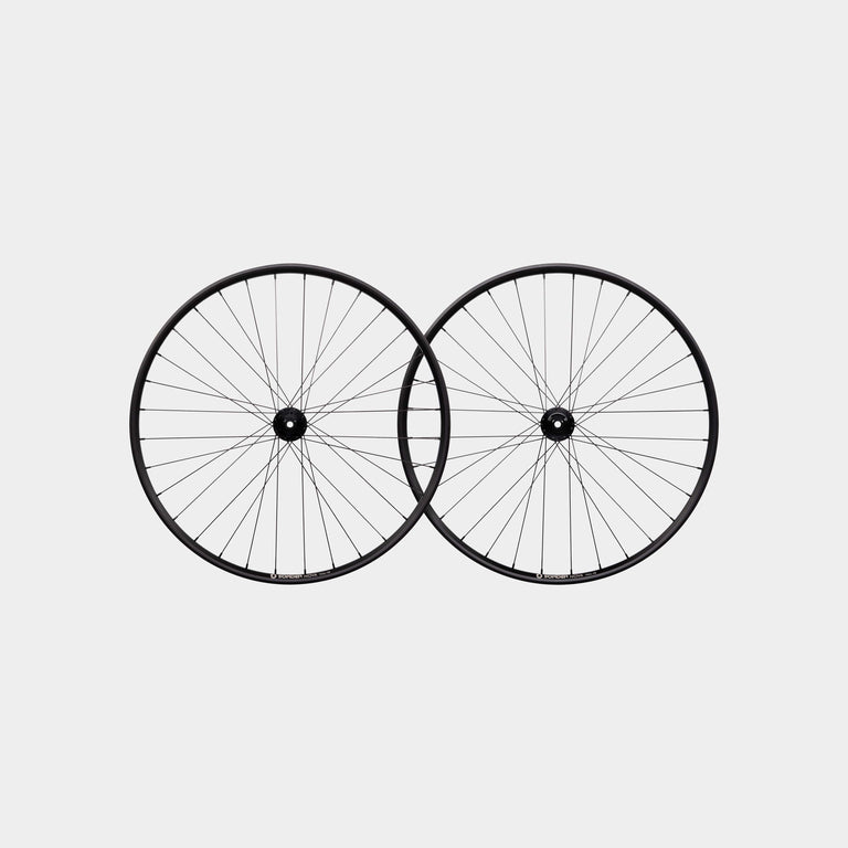 Sonder Nova 700c Dynamo Wheelset