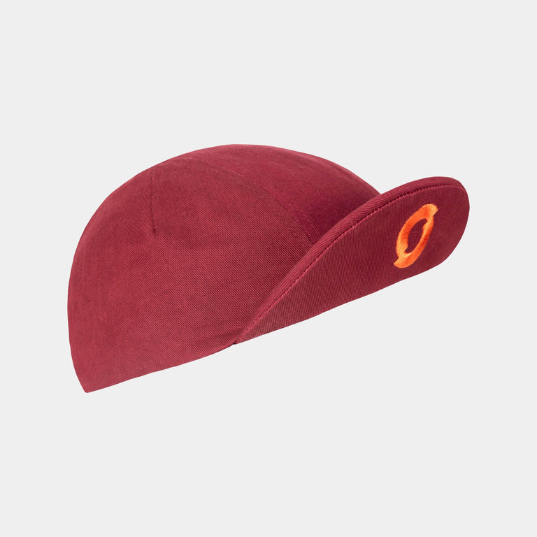 sonder strada cap in burgundy - closed