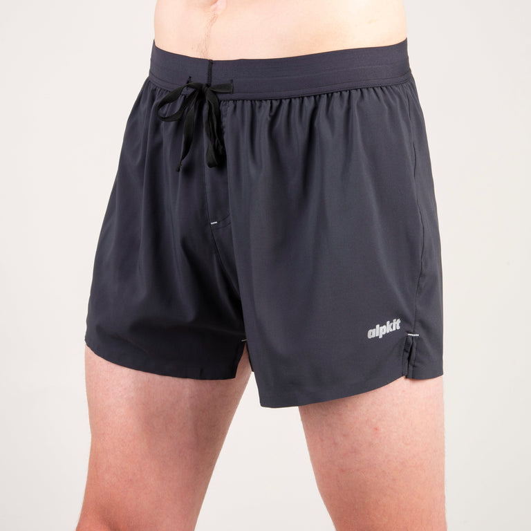 alpkit vayper 4 ultralight 5in running shorts in black front