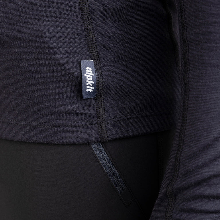 alpkit womens Kepler zip top in graphite black logo